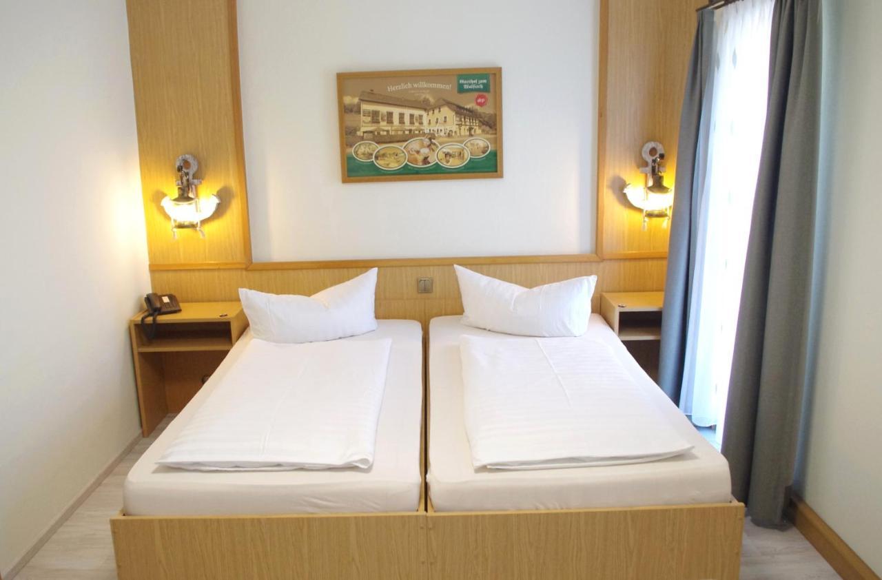 Hotel Gasthof Zum Walfisch Klingenthal Exteriör bild
