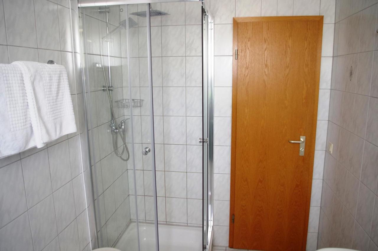 Hotel Gasthof Zum Walfisch Klingenthal Exteriör bild