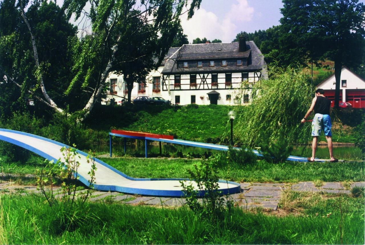 Hotel Gasthof Zum Walfisch Klingenthal Exteriör bild