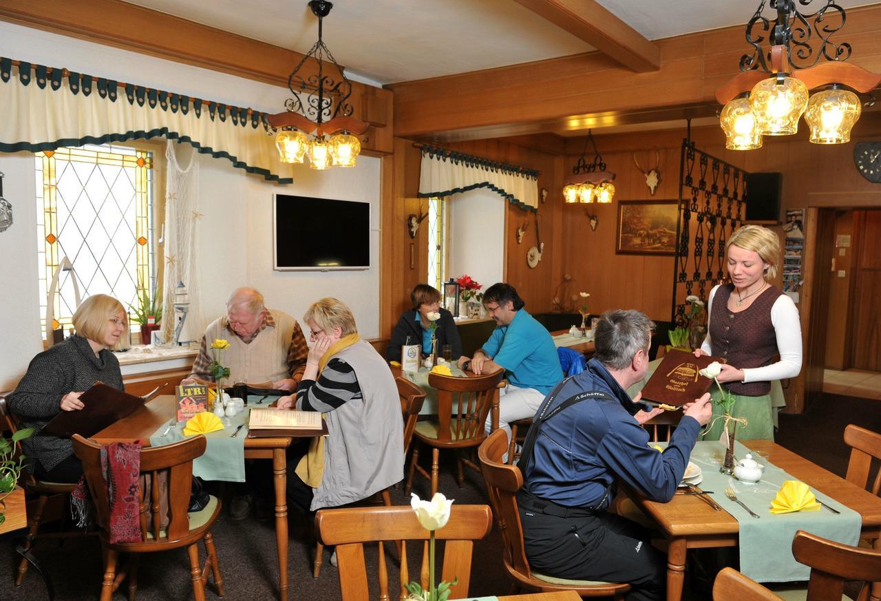 Hotel Gasthof Zum Walfisch Klingenthal Exteriör bild