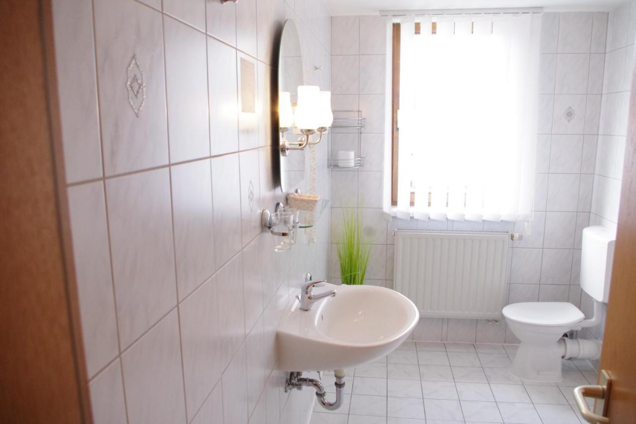 Hotel Gasthof Zum Walfisch Klingenthal Exteriör bild